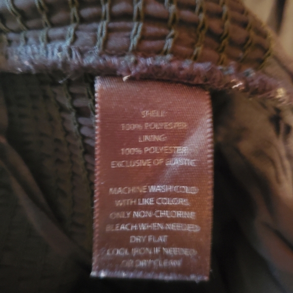 White House Black Market Black and White Lined Abstract Skirt.  Size S - Picture 5 of 6